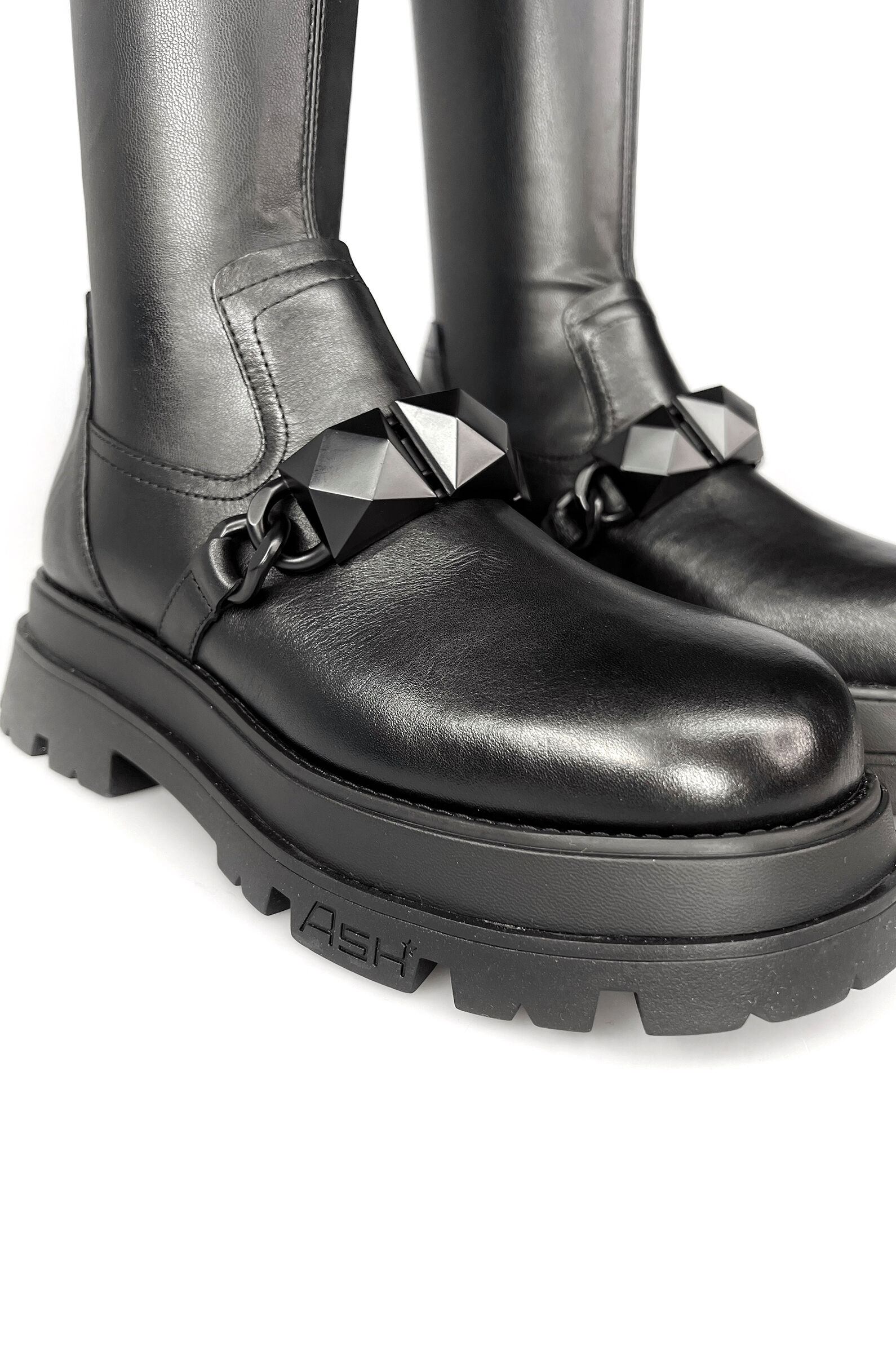 Ботфорты жен. АРТ.EGOIST CHAIN-FW22-M-136763-001,чер,н.к-и.к/н.к