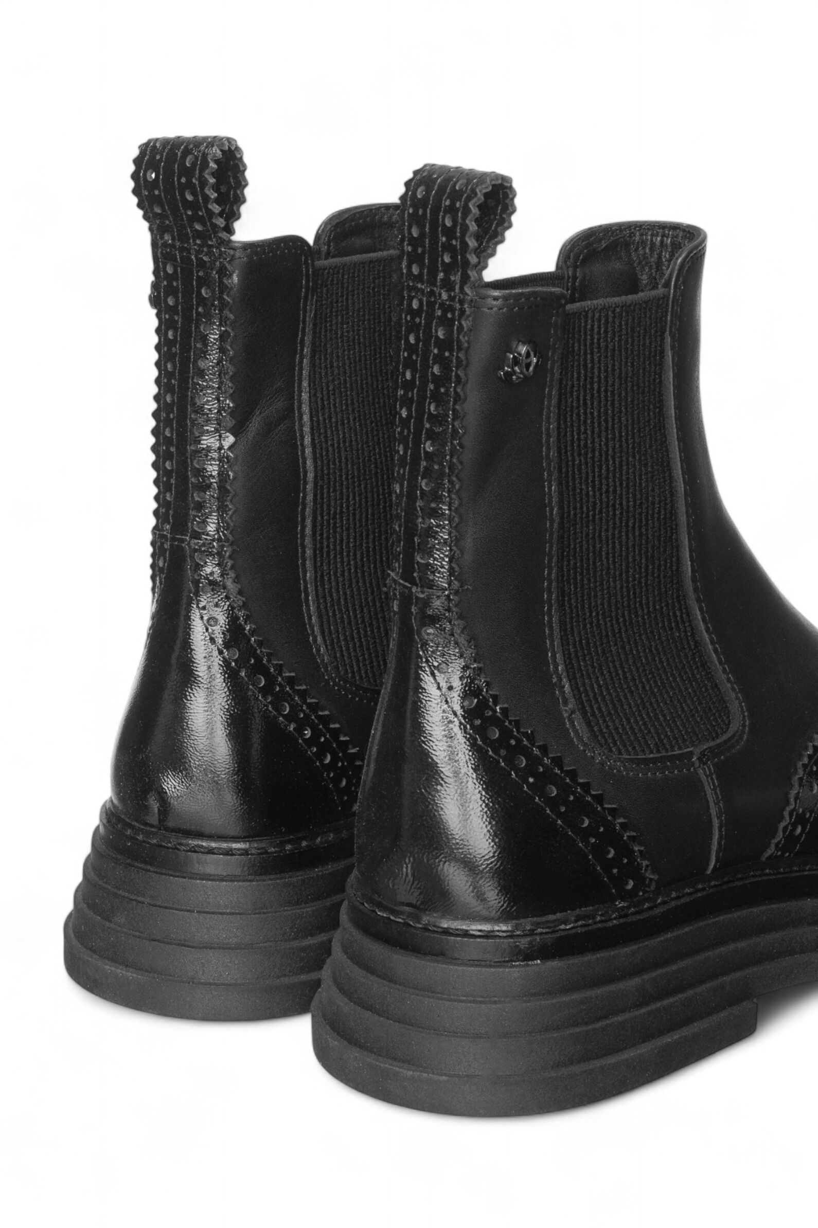 Ботинки жен. АРТ.25KB-1037,чер,н.к-лак/байка