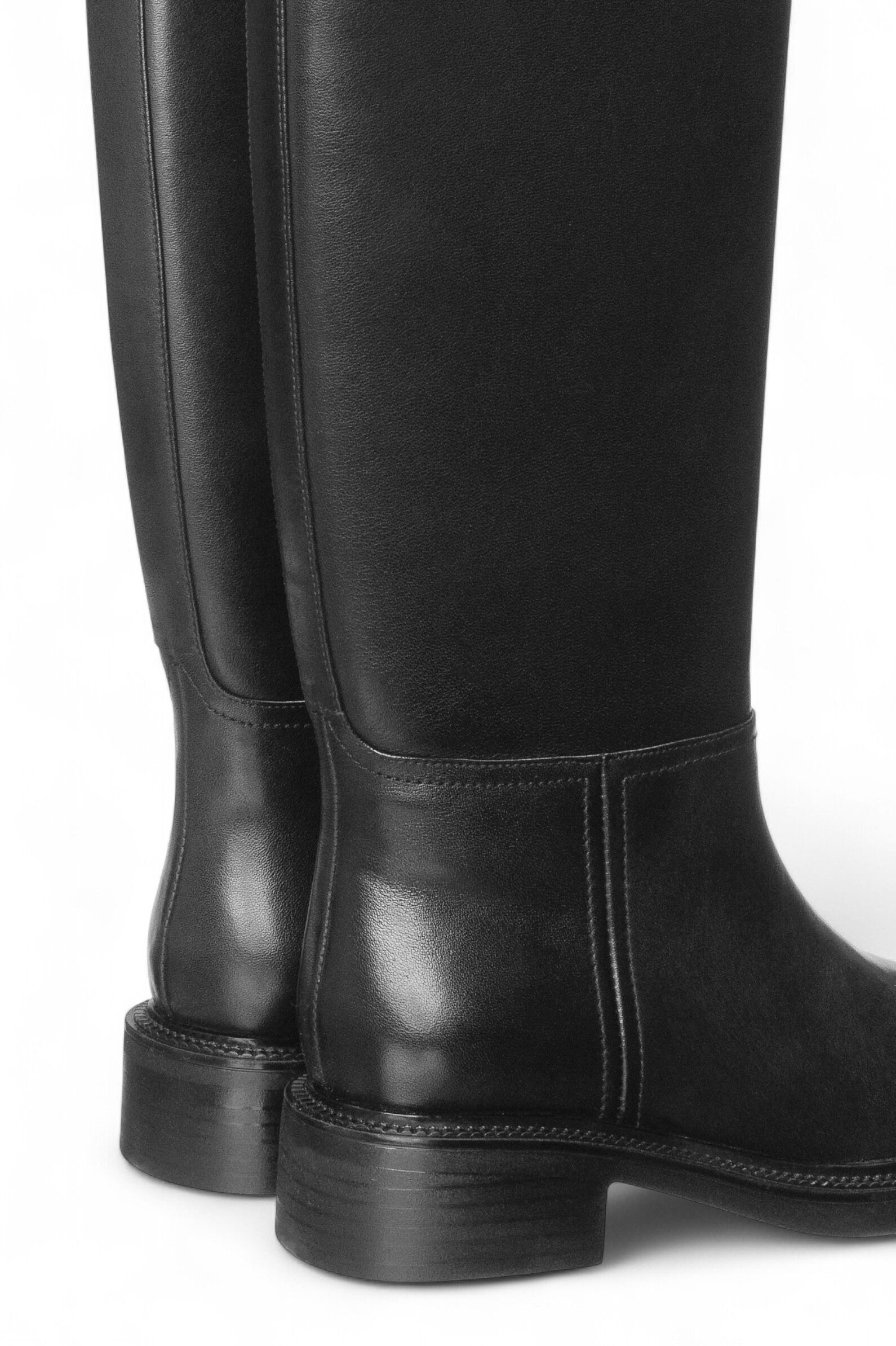 Сапоги жен. АРТ.1622-0113-N482BM,чер,н.к/н.м-байка